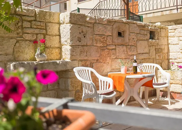 Mia Apartman *